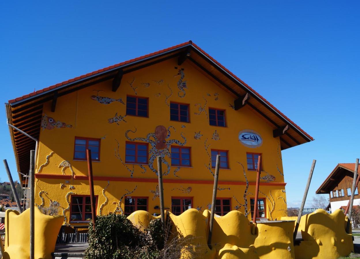 Schiff Bihlerdorf - Hostel Exterior photo